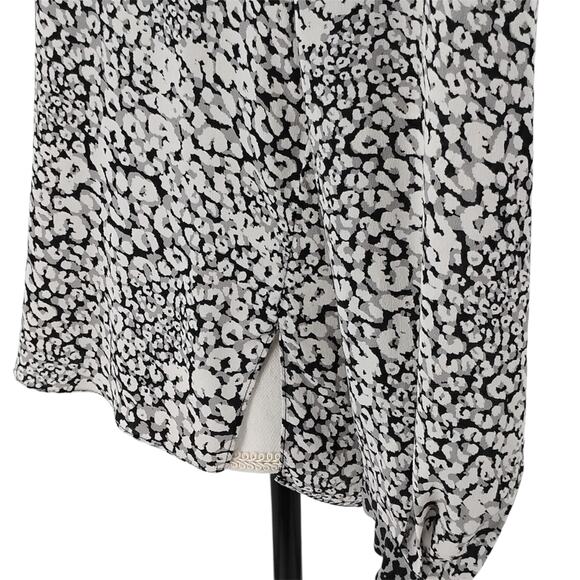 Kobi Halperin Silk Leopard Animal Print Button Up Top Blouse Gray Size Medium - Picture 4 of 7